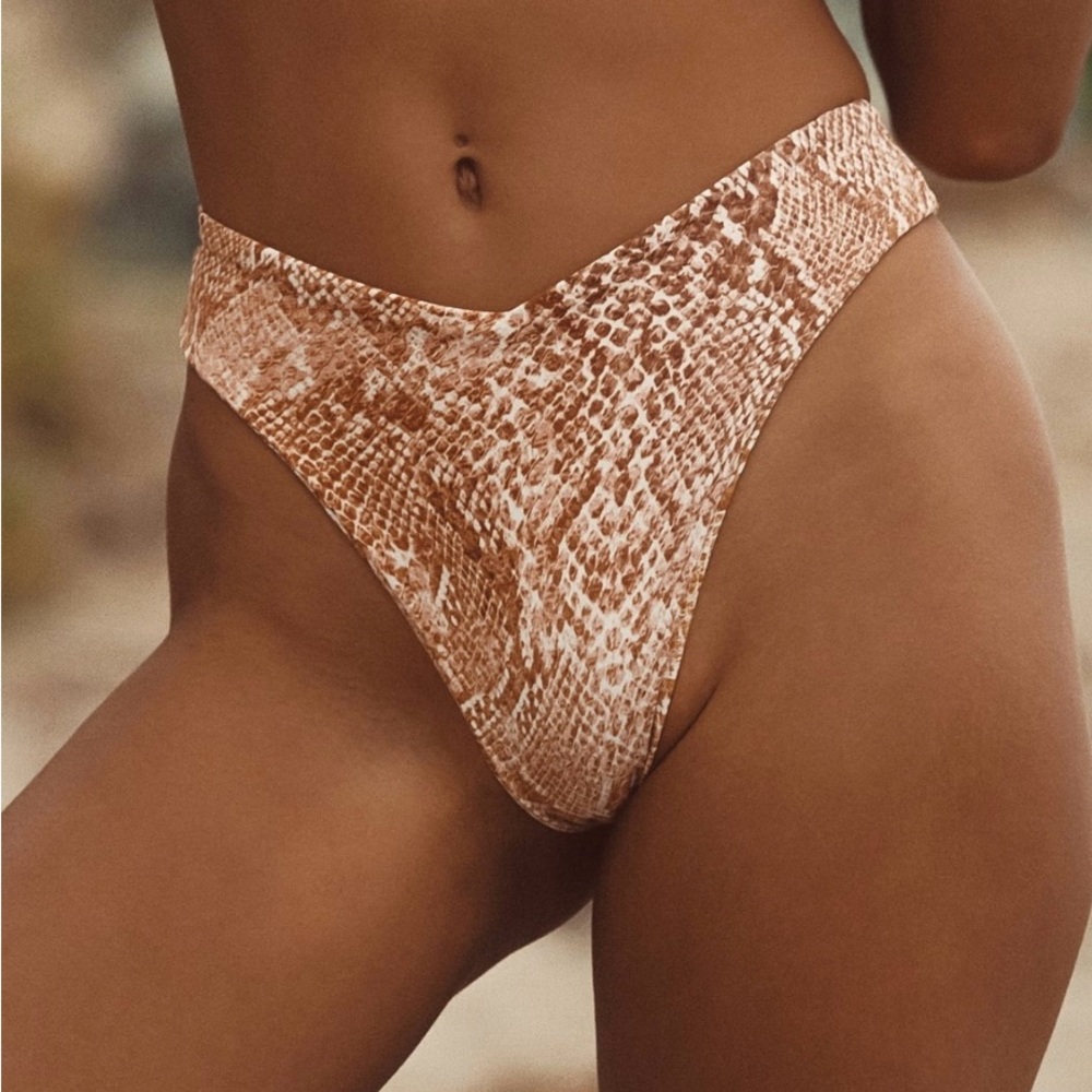 Skatie bikini bottom. Brand new never worn.